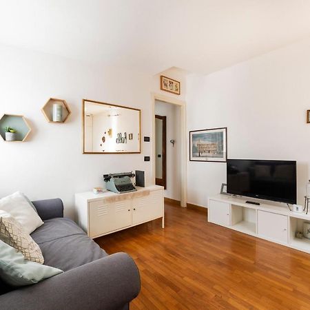 Porta Genova Balcony Apartment Milano Eksteriør billede