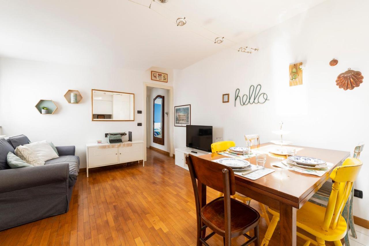 Porta Genova Balcony Apartment Milano Eksteriør billede