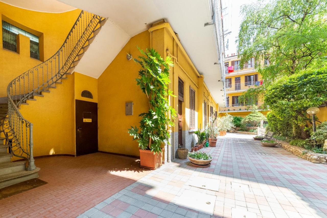 Porta Genova Balcony Apartment Milano Eksteriør billede
